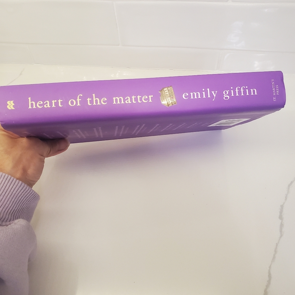 Heart of the Matter by Emily Giffin (2010, Hardcover) - Picture 4 of 11